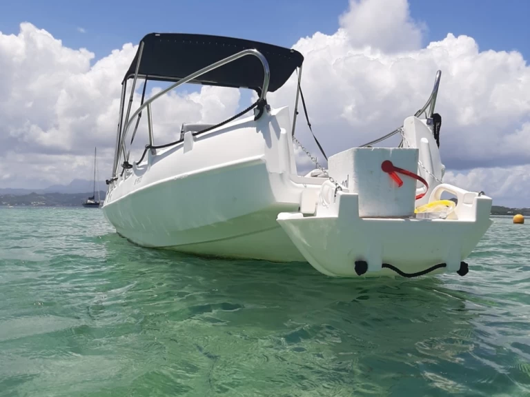 Whaly Whaly 500 da affittare a  Le François