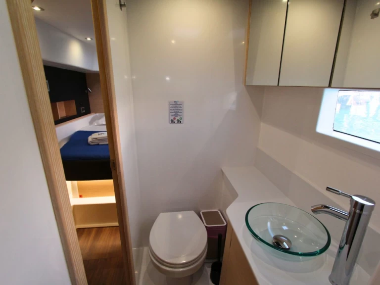 Noleggio barche Olbia economico Dufour Catamarans 48 Sail