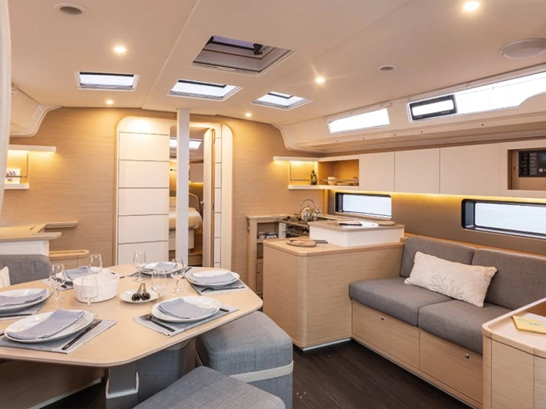 Barca a vela a noleggio a Larmor-Plage al miglior prezzo