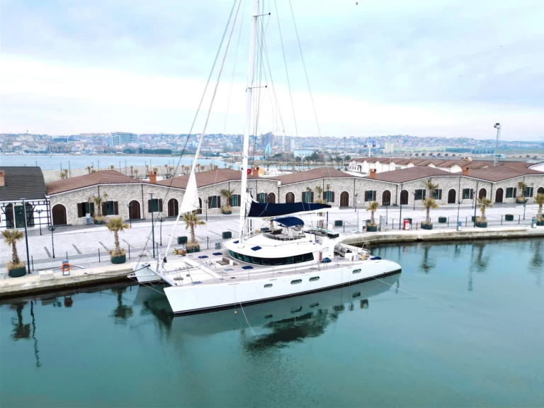 Noleggio Catamarano con o senza skipper PROUT a Marmaris