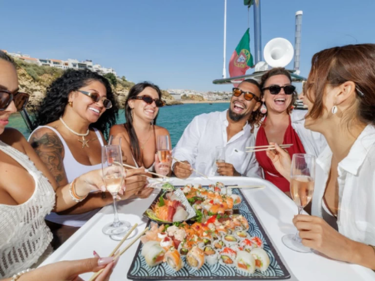 Noleggiare una Fountaine Pajot Maryland 37 a Vilamoura