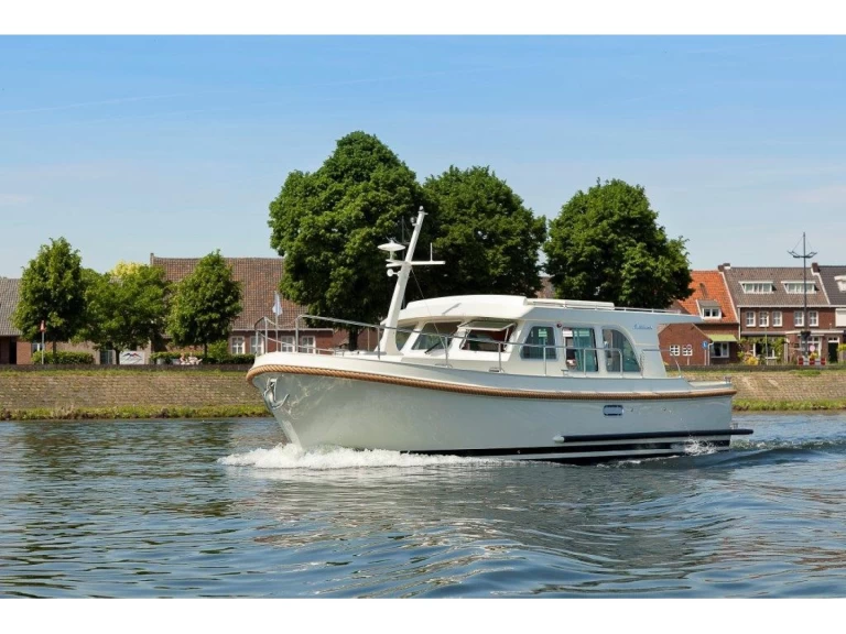 Noleggiare una Linssen Linssen GS 35.0 Sedan a Kinrooi (City)