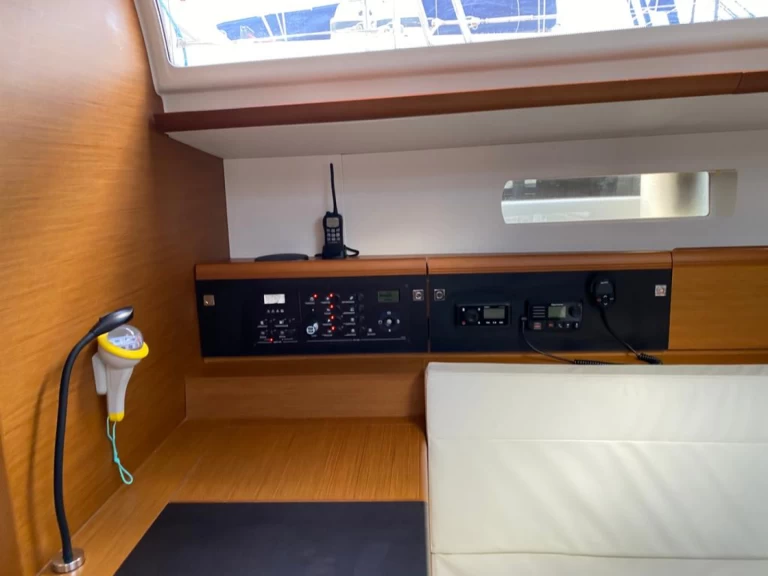 Noleggio barche Jeanneau Sun Odyssey 519 a Palma de Maiorca su Samboat