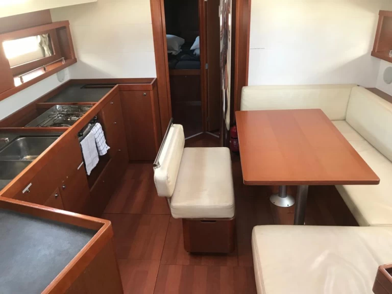 Bénéteau Oceanis 45 da affittare a  Las Galletas