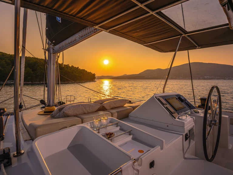 Noleggio barche Lagoon Lagoon 450 F a Trogir su Samboat