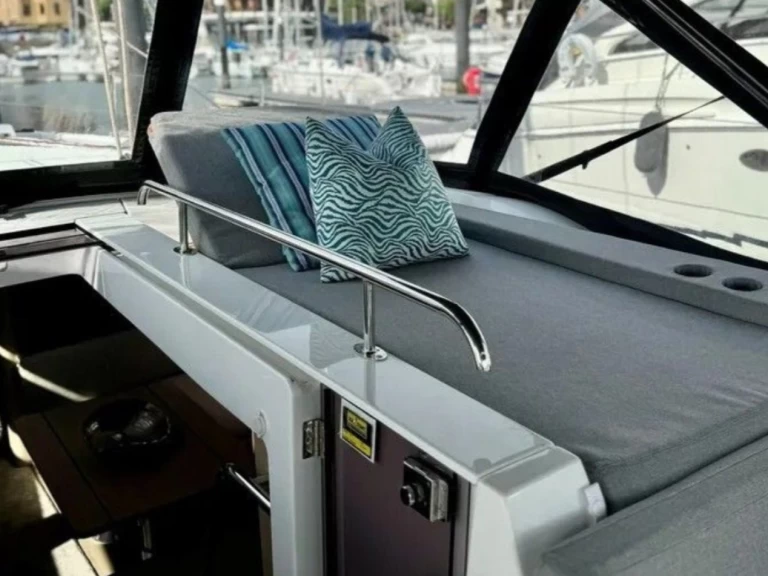 Noleggio Barca a vela a Álimos – Bénéteau Oceanis 51.1