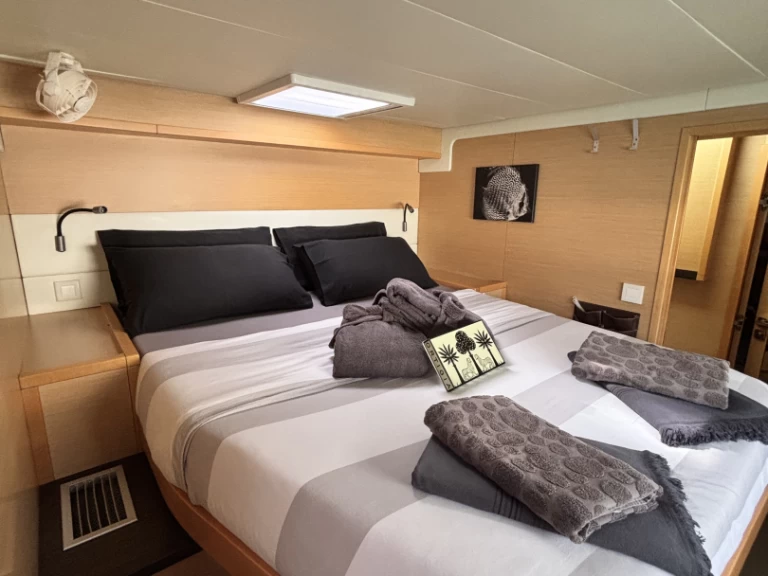 Noleggio Catamarano con o senza skipper Lagoon a Capo d'Orlando