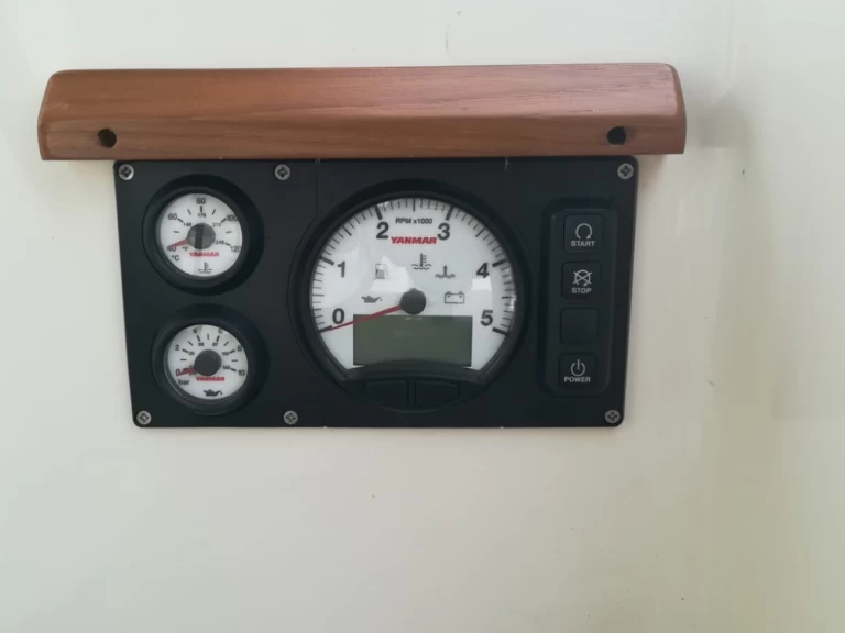 Noleggiare una D&D Yacht D&D Kufner 54.2 a Punat