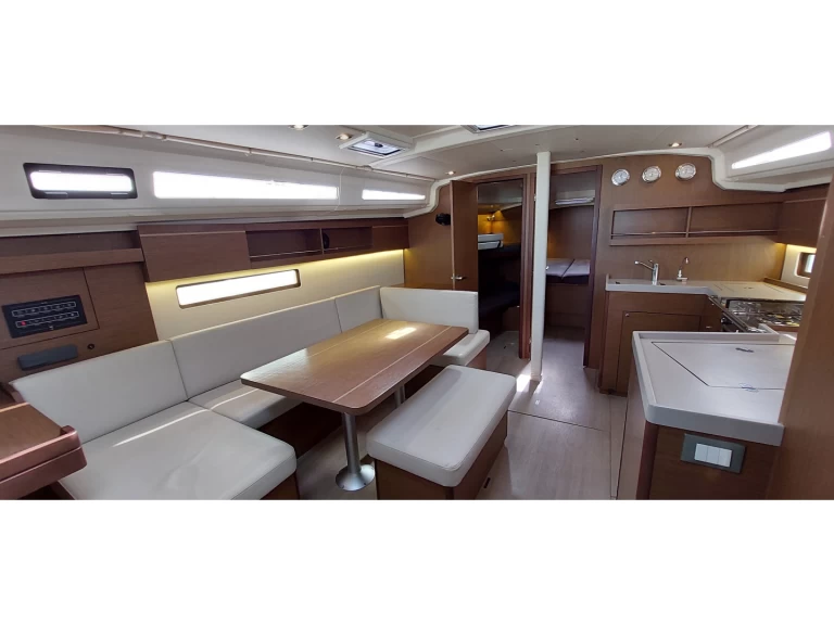 Noleggio Barca a vela a Olbia – Bénéteau Oceanis 40.1