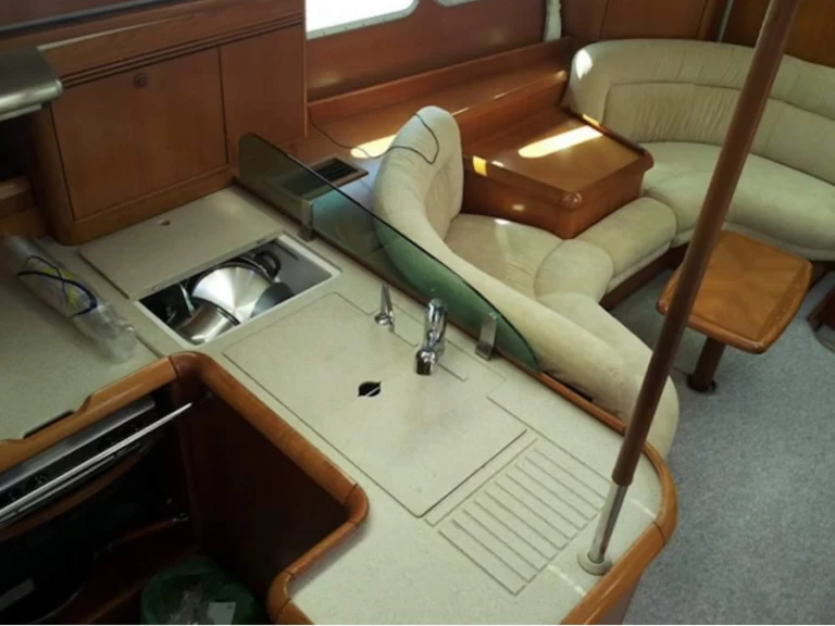 Noleggiare una Jeanneau Sun Odyssey 54 DS a Pisticci