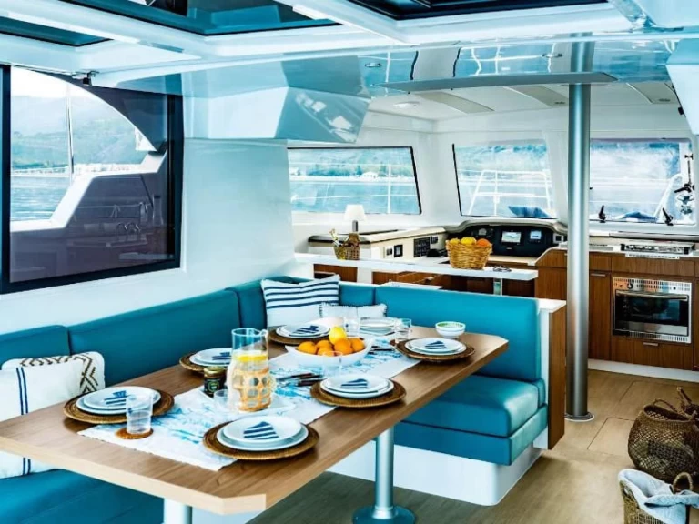 Noleggio Catamarano Bali con patente nautica