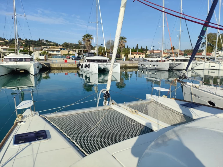 Catamarano a noleggio a Empuriabrava al miglior prezzo