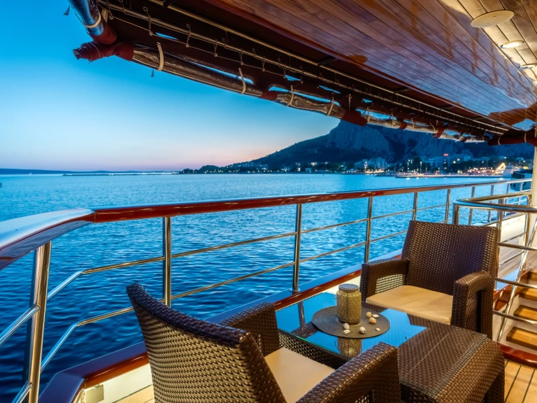 Barca a vela a noleggio a Trogir al miglior prezzo