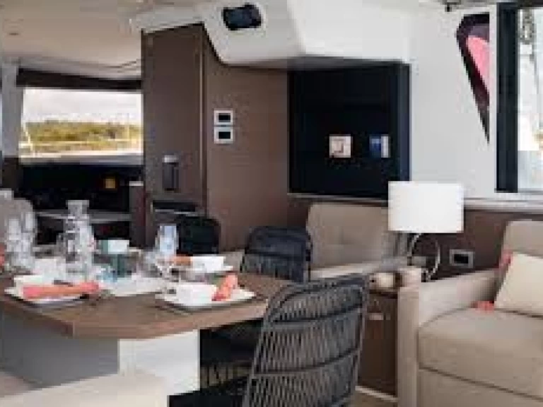 Noleggio Catamarano a Ajaccio – BALI 4.2 VI (4D/2C/2P) BALI 4.2 VI