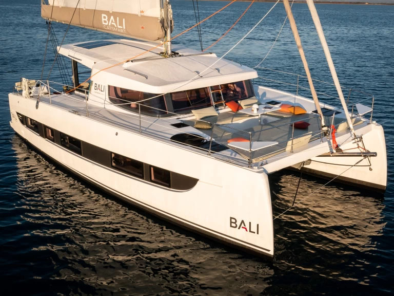 Noleggio Catamarano con o senza skipper 15 a Hyères