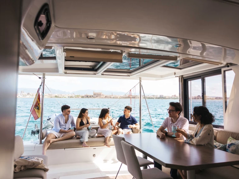 Noleggio Catamarano con o senza skipper Bali a Ibiza Town
