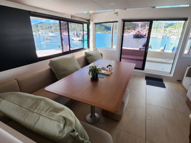 Noleggiare una 15 BALI 5.8 a Port Cogolin