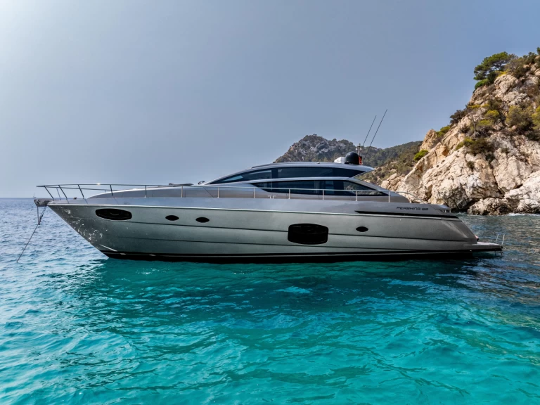 Noleggiare una Pershing Pershing 62 a Ibiza Magna