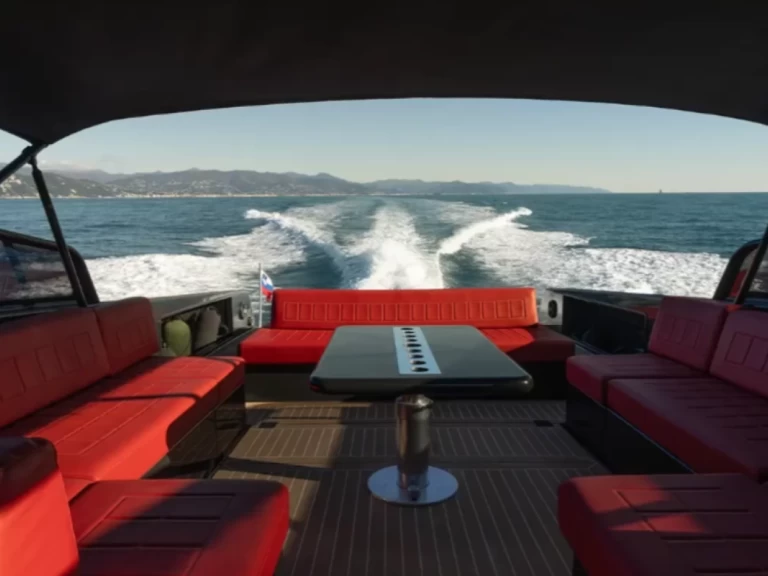 Noleggio Barca a motore a Portofino – VanDutch 55