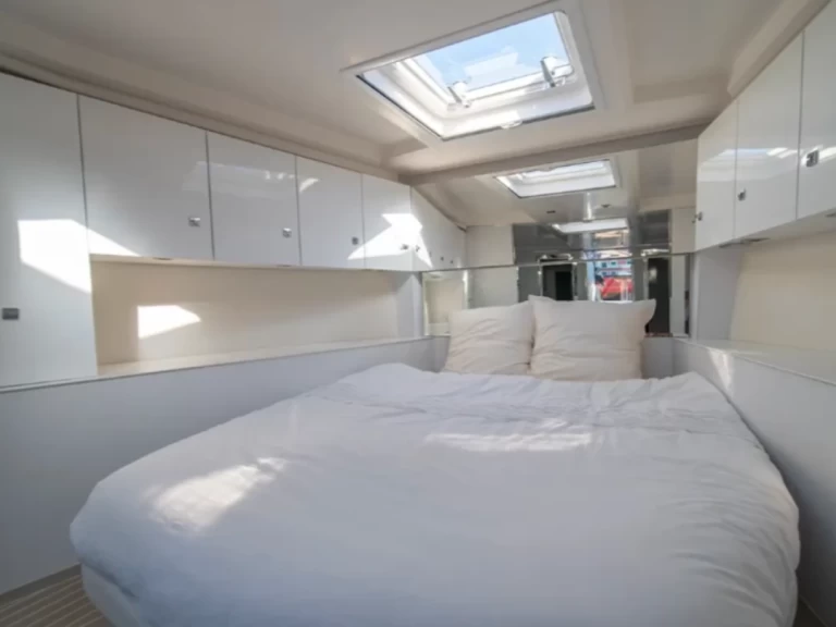 Noleggio Barca a motore con o senza skipper VanDutch a Portofino