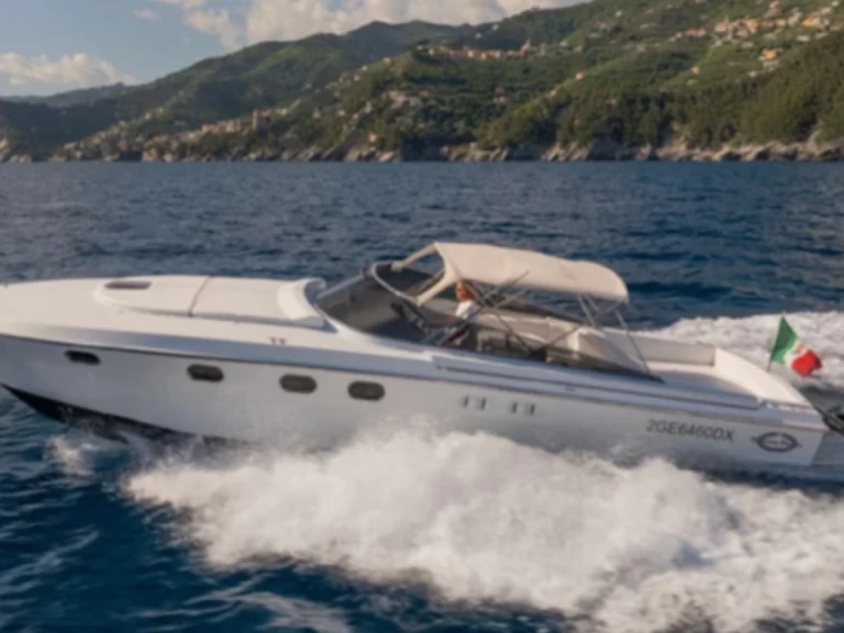 Noleggio Barca a motore Magnum con patente nautica