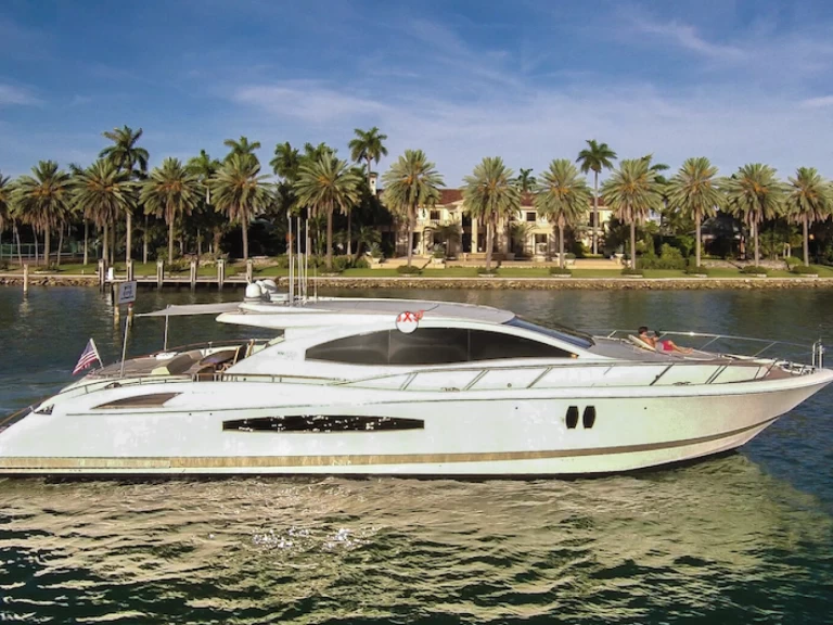 Noleggiare una Lazzara 75 LSX  a Miami Beach Marina