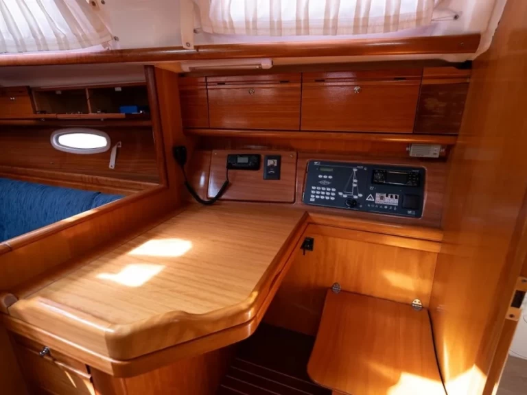 Noleggiare una Bavaria Bavaria 38 a Pálairos