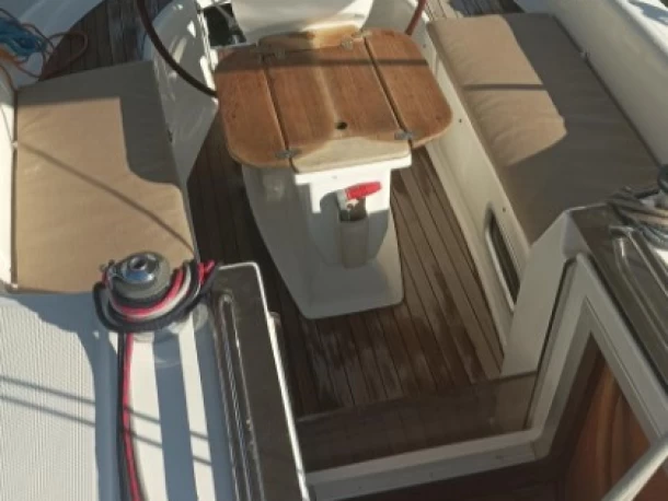 Barca a vela a noleggio a Pálairos al miglior prezzo