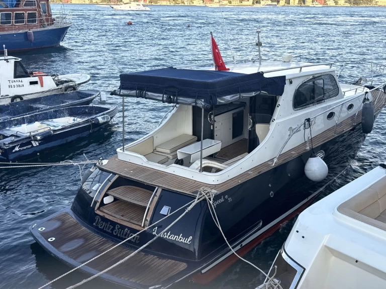 Noleggio Barca a motore a İstanbul –  Motoryacht