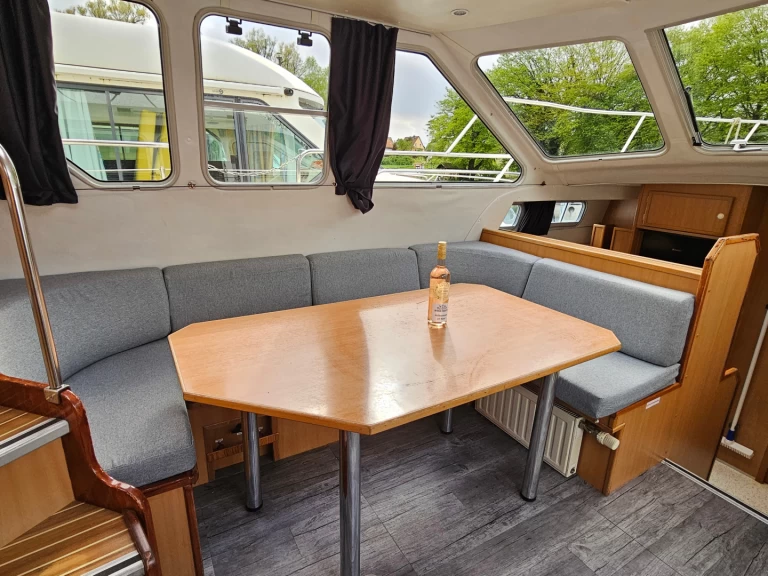 Noleggio barche Lübz economico Tarpon 37 N