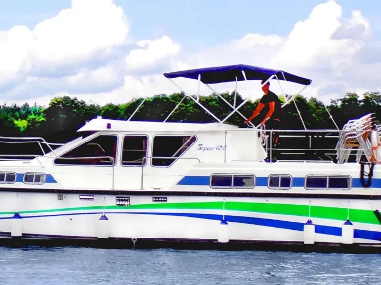 Noleggio barche  Tarpon 42 N a Lübz su Samboat