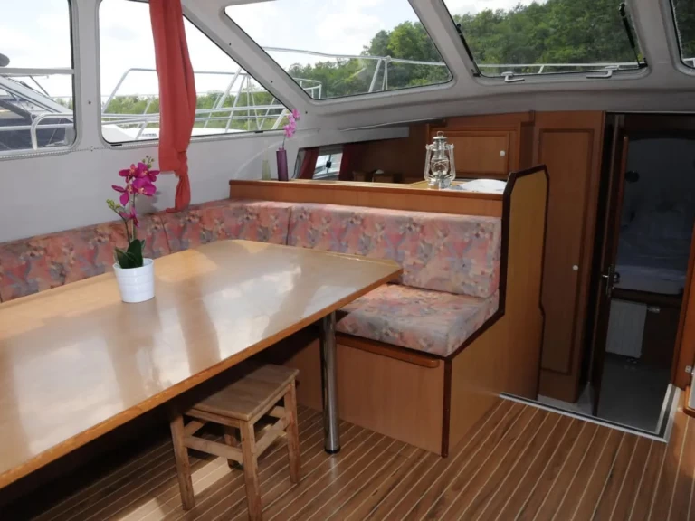 Noleggiare una  Tarpon 42 TP a Lübz