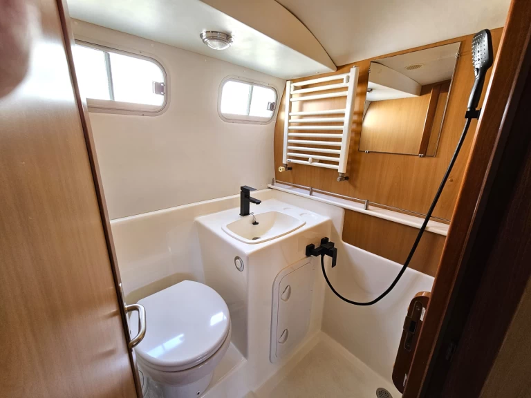 Noleggio Barca a motore a Lübz –  Tarpon 37 DP