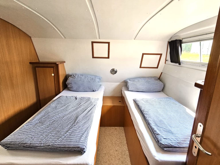 Barca a motore a noleggio a Lübz al miglior prezzo