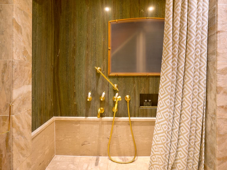 Noleggio Yacht di lusso a Trogir – Benetti Benetti Classic 115