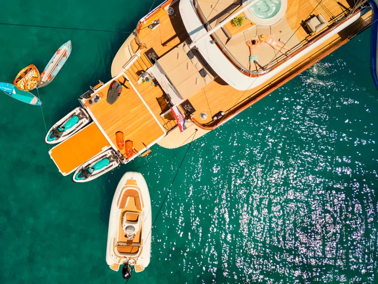 Barca a vela a noleggio a Spalato al miglior prezzo