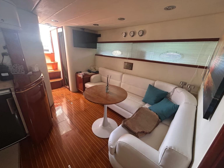 Noleggiare una Rizzardi Rizzardi 50 Top Line a Nettuno