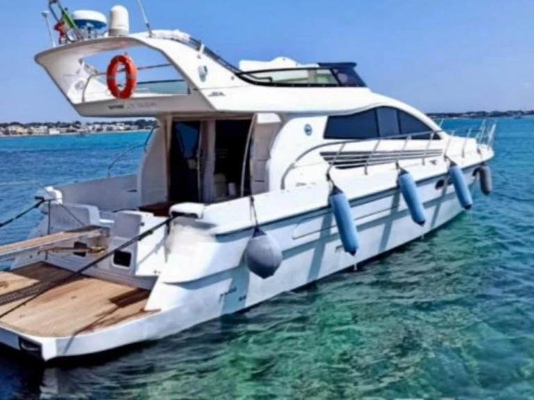 Noleggio Barca a motore con o senza skipper Enterprise Marine a Porto Cesareo