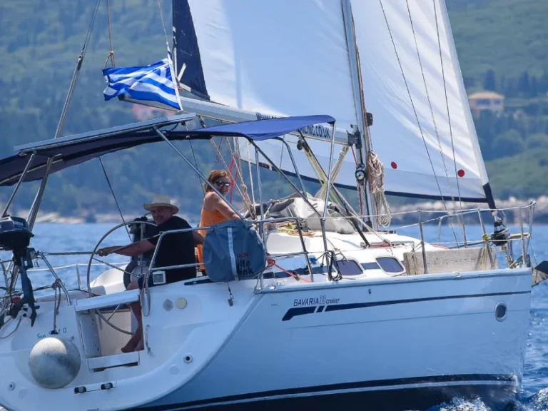 Noleggio Barca a vela a Nikiána – Bavaria Bavaria 33 Cruiser