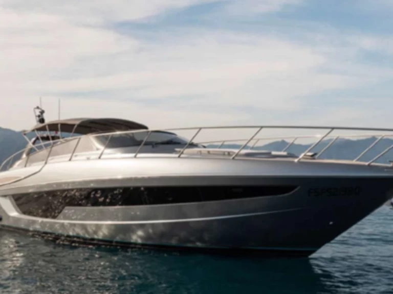 Noleggio barche Riva RIVALE 56 a Portofino su Samboat