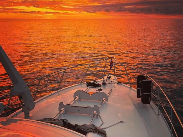 Sea Ray Sea Ray 53 da affittare a  Quepos