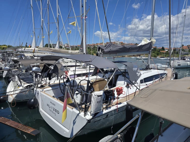Noleggio a Pola – Dehler Dehler 46 SQ su SamBoat
