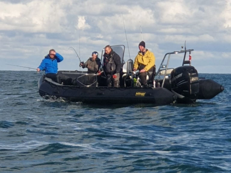 Noleggio Gommone Sillinger con patente nautica