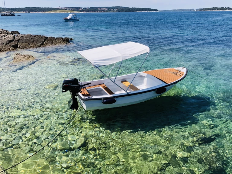 Noleggio Barca a motore con o senza skipper Učka a Medulin