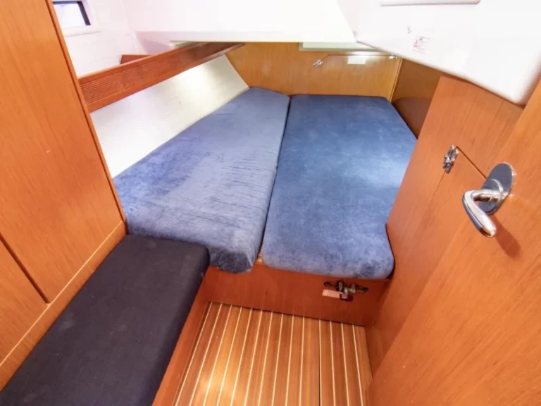 Noleggio barche Bavaria Bavaria 40 a Nikiána su Samboat