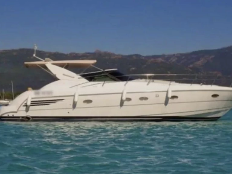 Noleggio Barca a motore Trojan con patente nautica