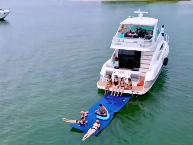 Noleggio barche Miami Beach economico 48 Cruiser 