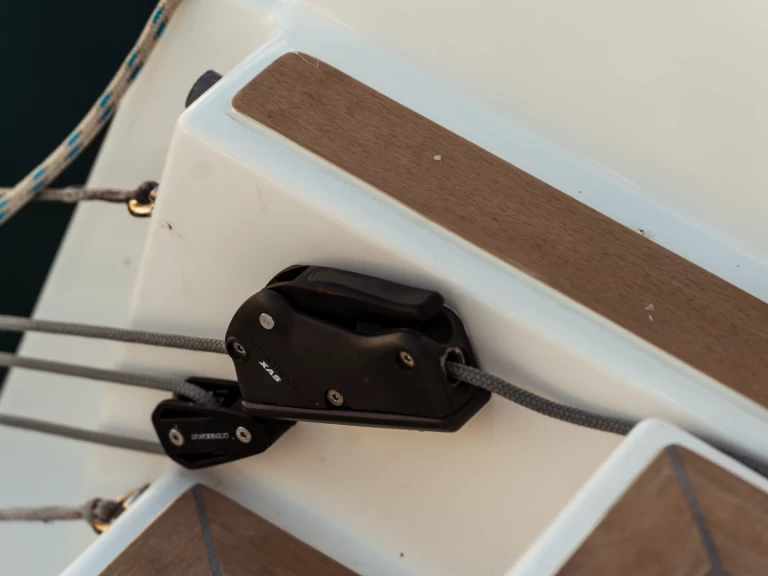 Noleggio Barca a vela con o senza skipper Dufour a Olbia