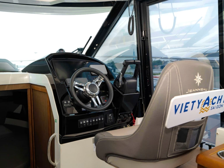 Noleggio Barca a motore a Phường Hiệp Bình Chánh – Jeanneau Merry Fisher 895