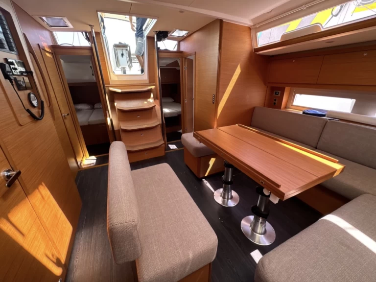 Noleggio a Palermo – Dufour Dufour 530 su SamBoat